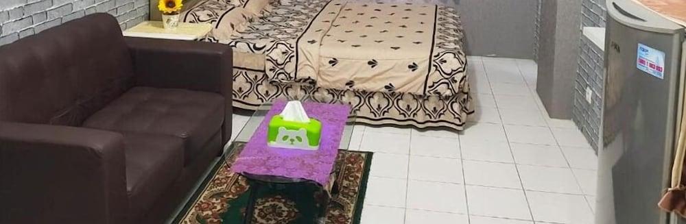 Syariah Amethyst Cengkareng