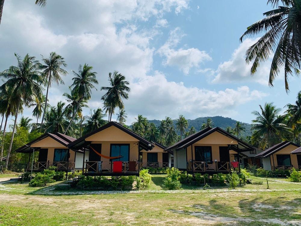 Phangan Chalet Bungalows