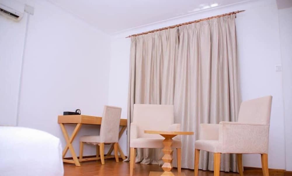 Rosemary Courts Hotel