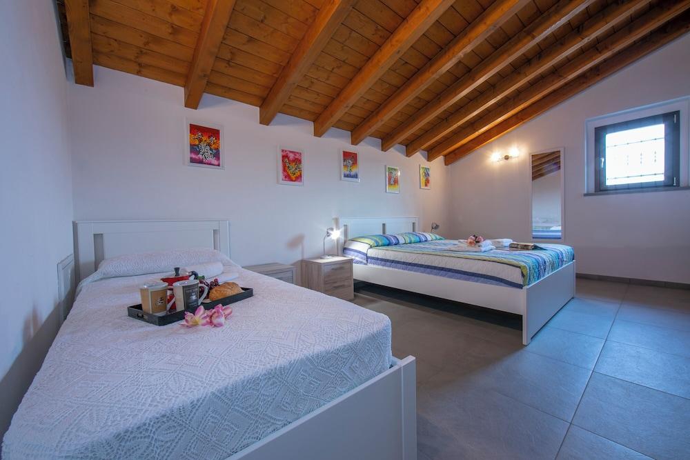 Villa Laura Private Pool and Garden