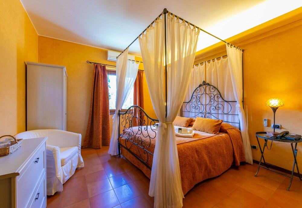 Water front Paradise Estate