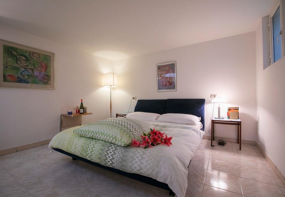 Residenza due Laghi Pool Lake View