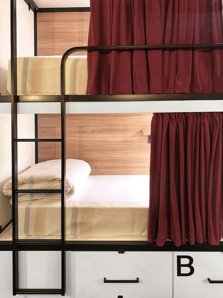 The Central House Madrid Lavapiés - Hostel