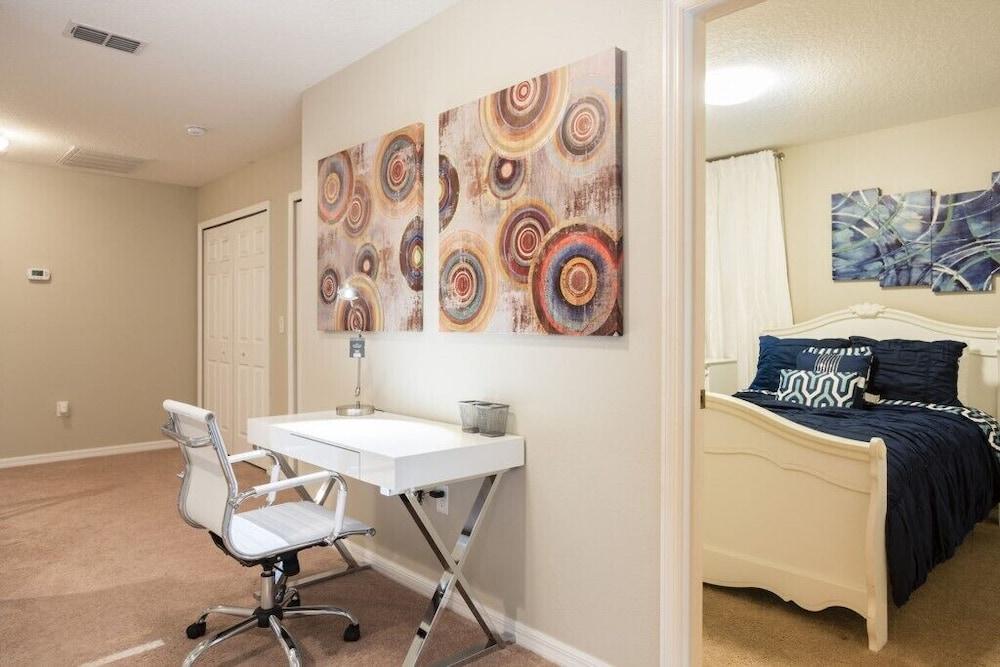 Amazing 6 Bedroom House