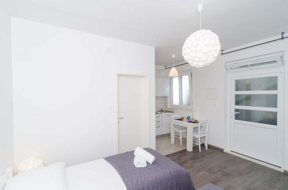 Cin & Co Central Apartments