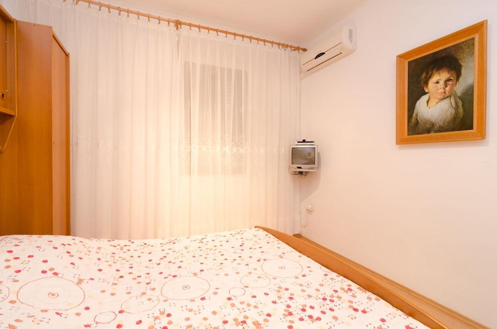 Rooms Mozara
