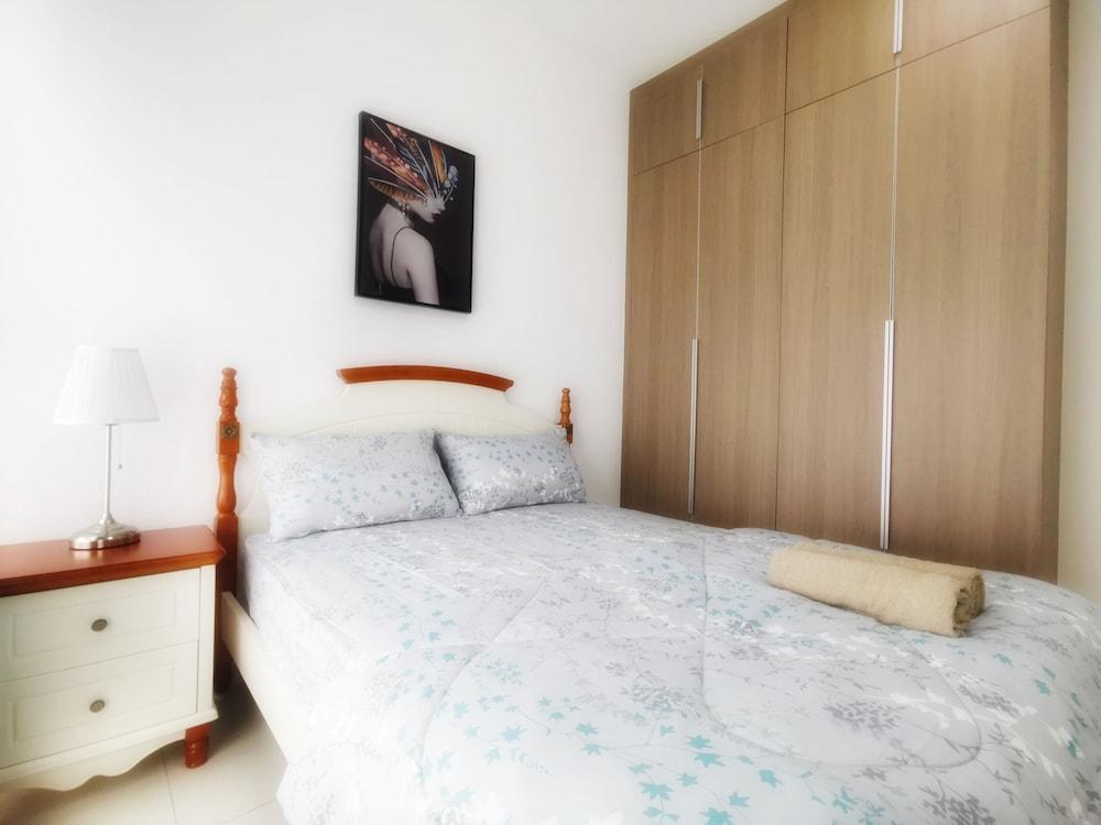 The M Macrolink Hijauan Medini