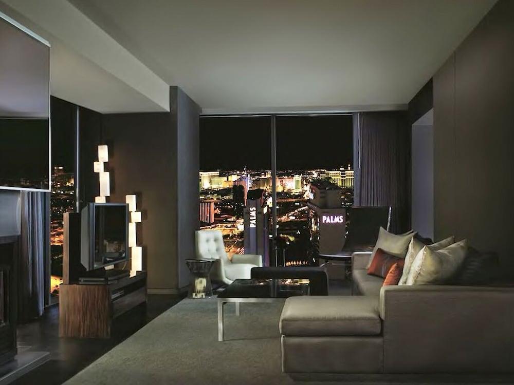 ABZ Palms Place Collection