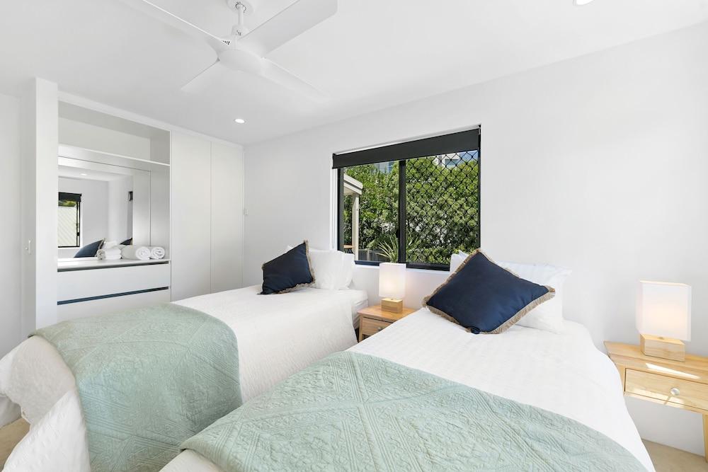 Crystal Shores Sunshine Beach