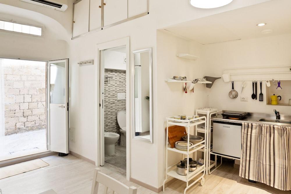 San Nicola Casa Clemente Apartment