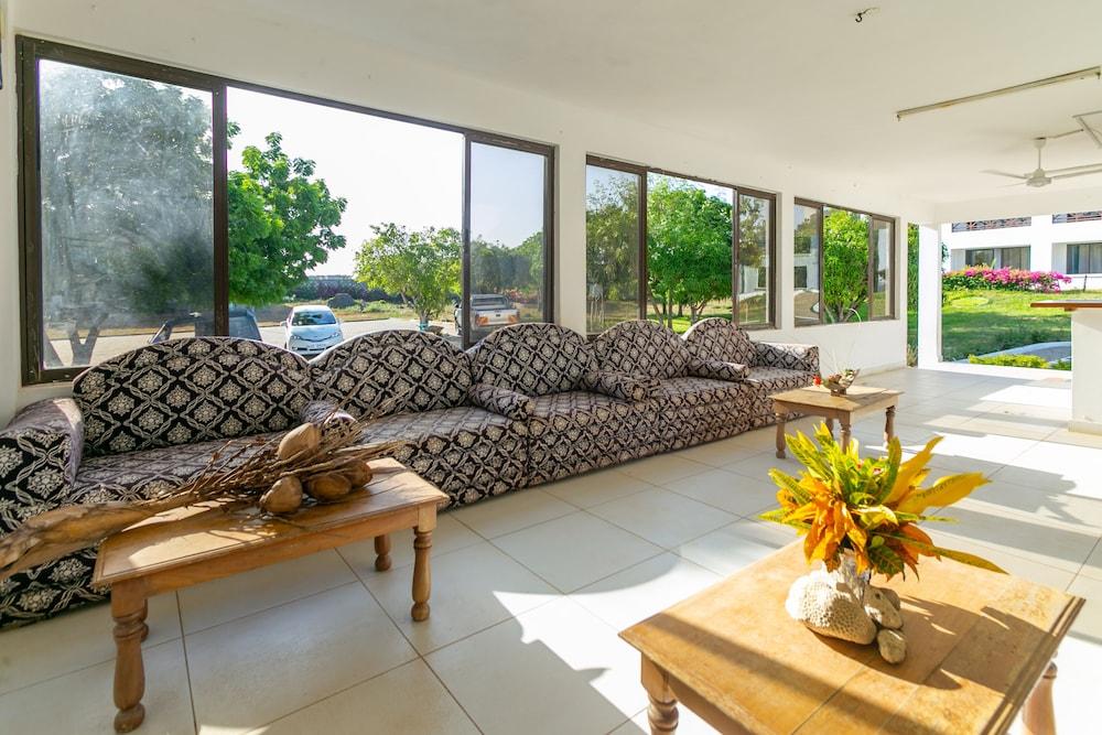 African Dada Resort and Spa