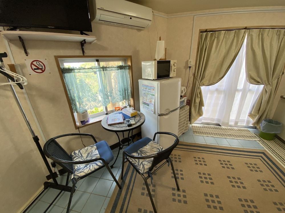 Beach House 2 & Private Beach