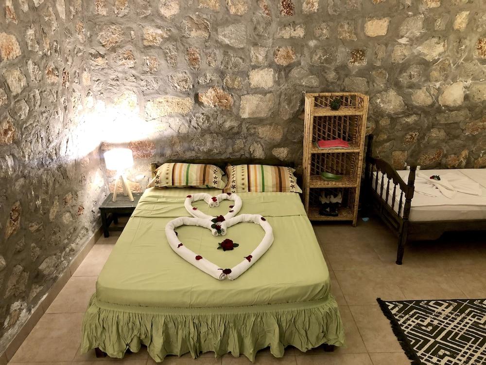 Zirkon Doga Butik Otel