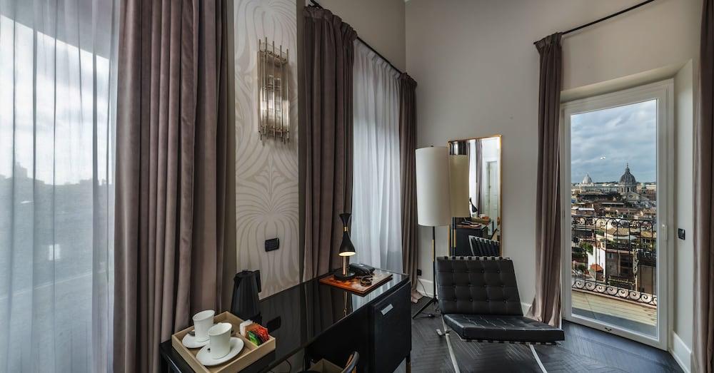 Ricciardelli Luxury Studios