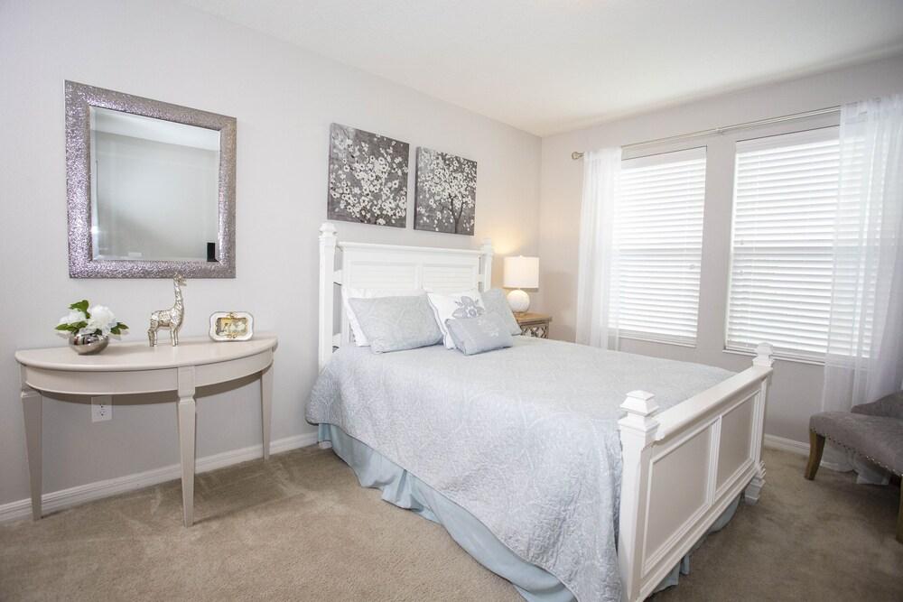 5124C Compass Bay Resort 34189 / 37248