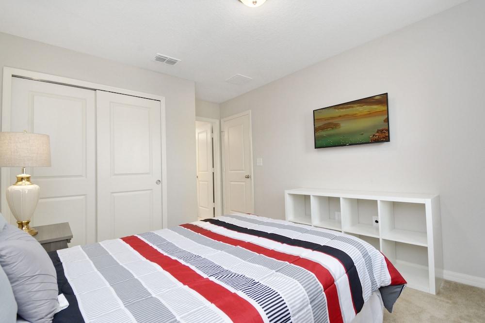 5162 A Compass Bay Resort 43677/44288