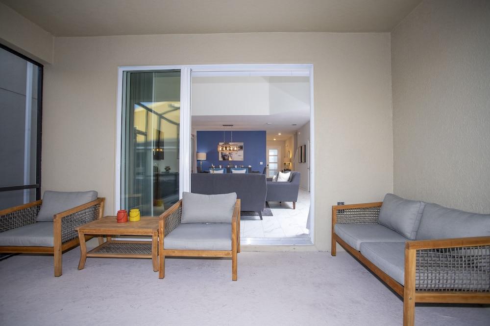 2734 Storey Lake Resort