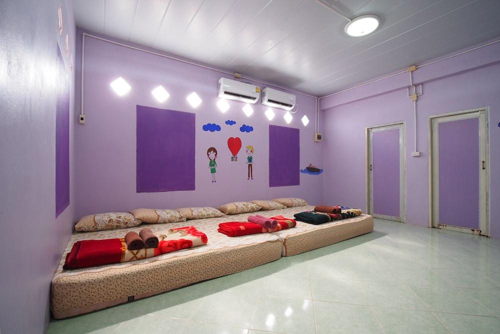 OYO 931 Sor Chareanpanit