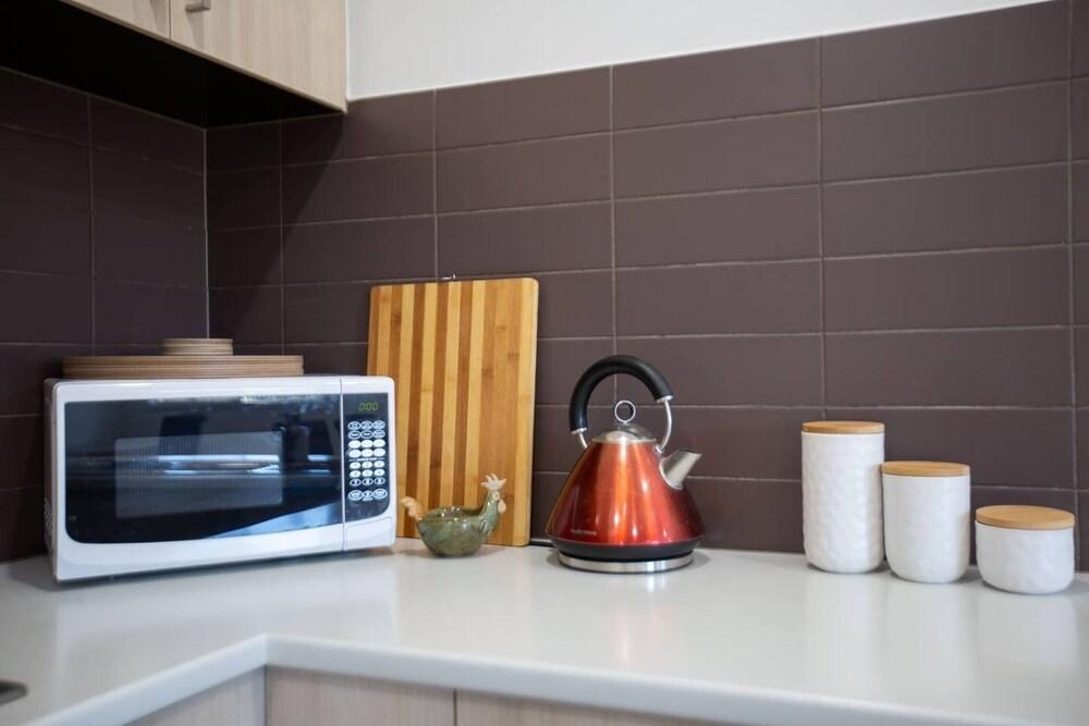 Peaceful Designer 2br@leafy Mill Park