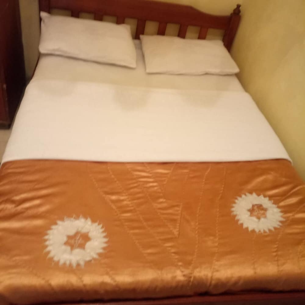 Travellers Guest House - Adults Only