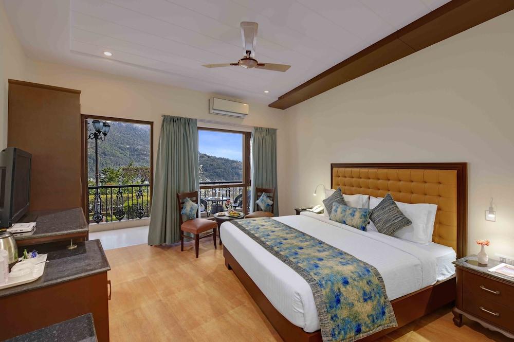 The Prince - Lake view Resort and Spa