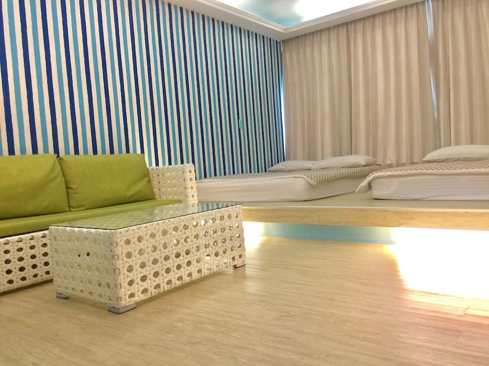 Kaohsiung sweet house