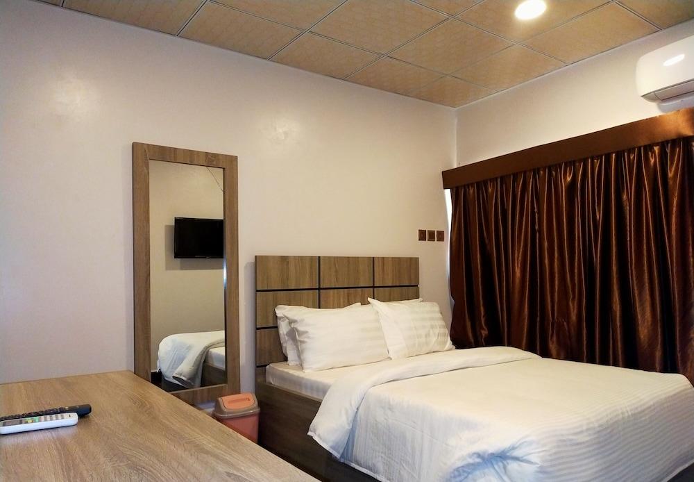 Power Mike Guest House