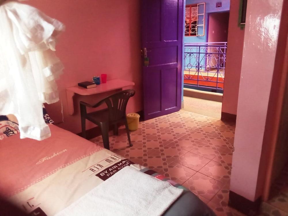 Baraka Guest House - Adults Only