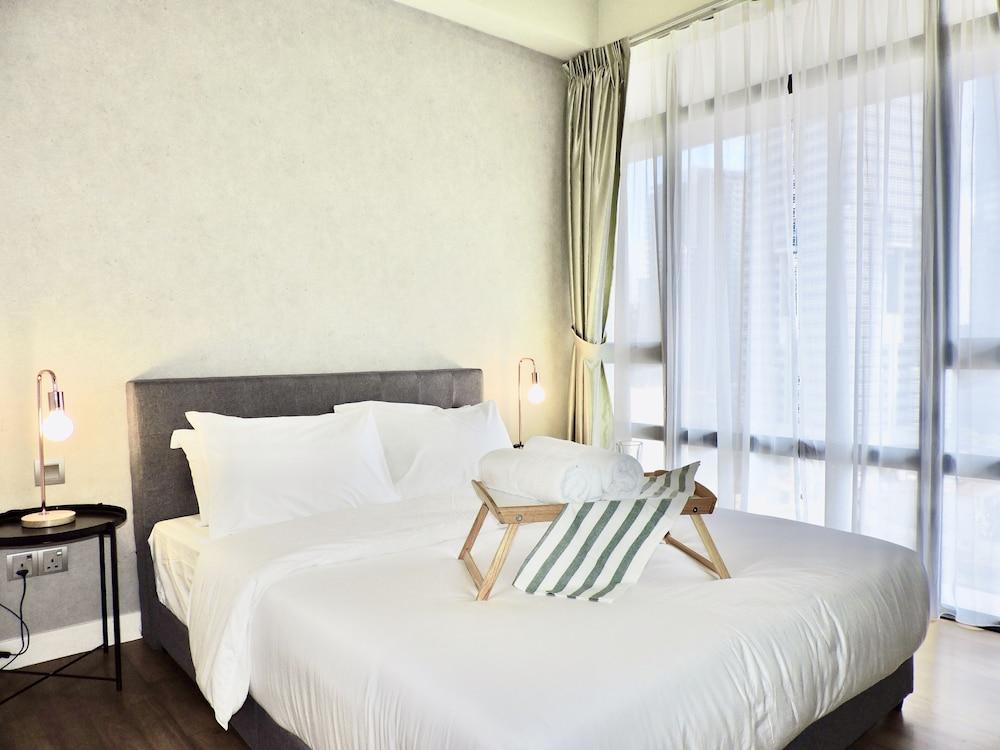 Anggun Residence by Sleepy Bear