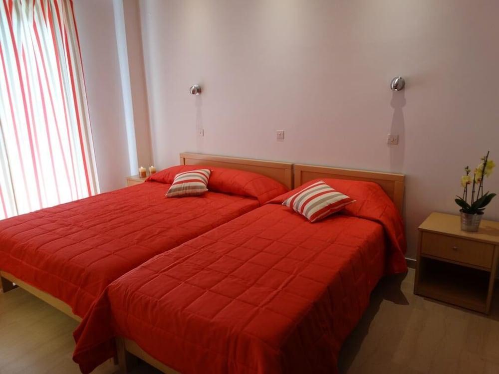 Dassia Beach Pension