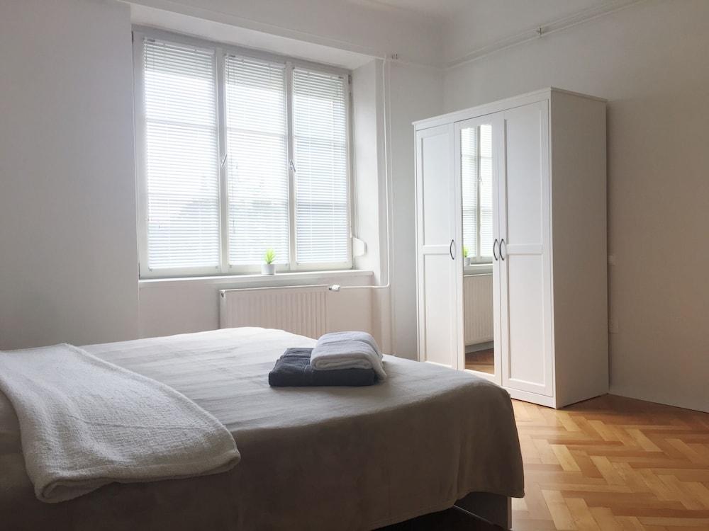 Historic Mexico Building Apartment