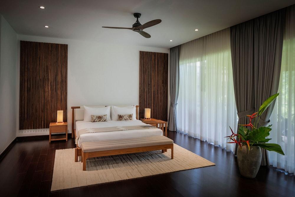 Farmhouse Resort & Spa