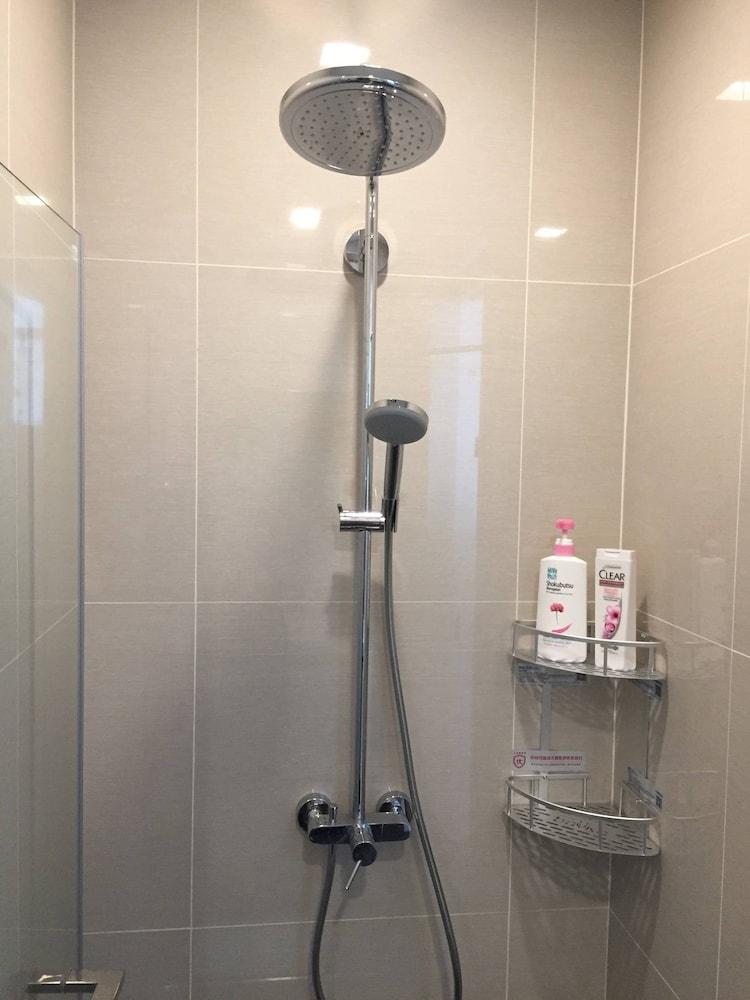 1br Park24, Lux Condo City Cente, 500m bts E5, Skytop Pool