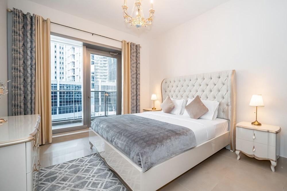 HiGuests - Sparkle tower 2