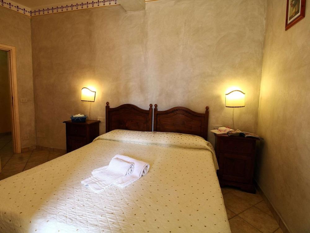 _x000d_
boutique Villa With Pool