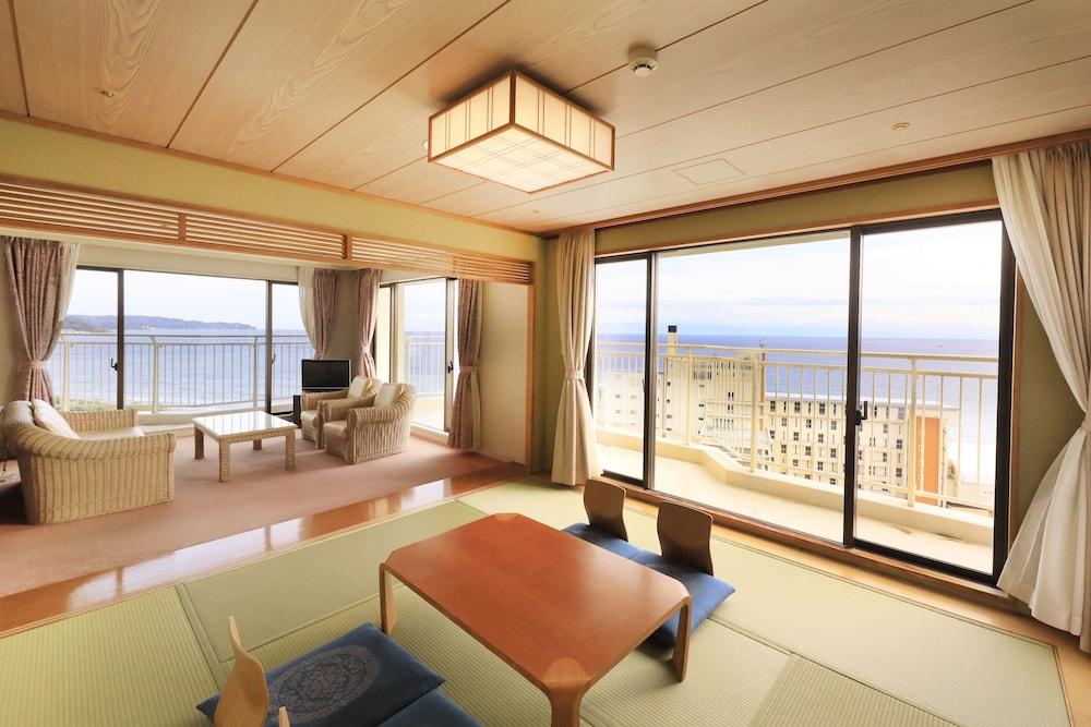 Kamogawa Grand Tower