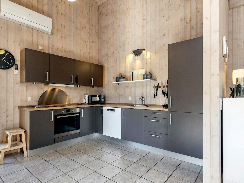 10 Person Holiday Home in Storvorde-by Traum