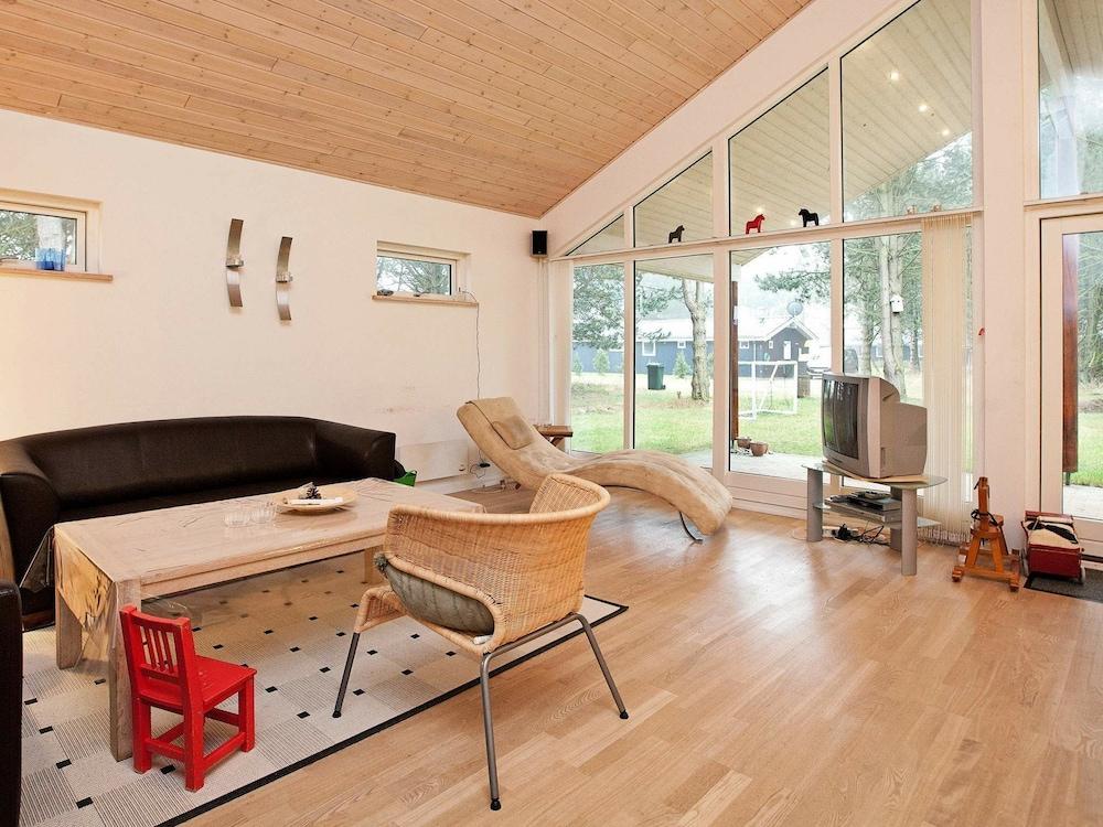 Peaceful Holiday Home in Rodby With Indoor Whirlpool