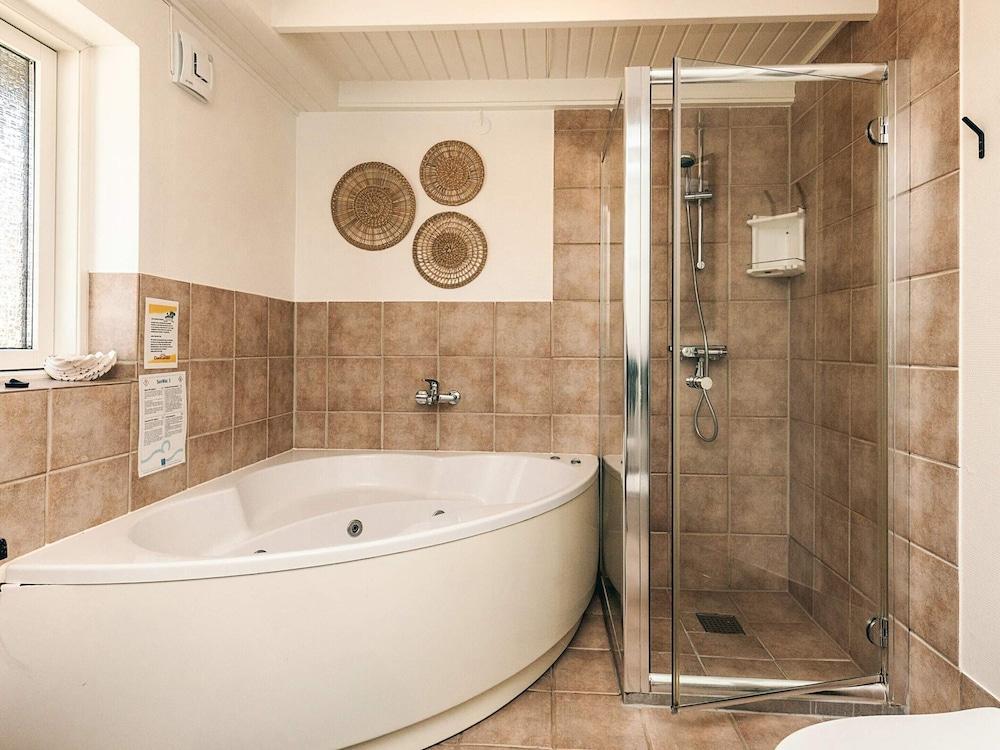 8 Person Holiday Home in Hals-by Traum