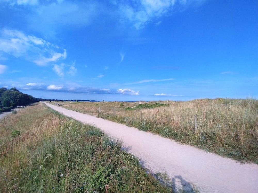 6 Person Holiday Home in Vaeggerlose