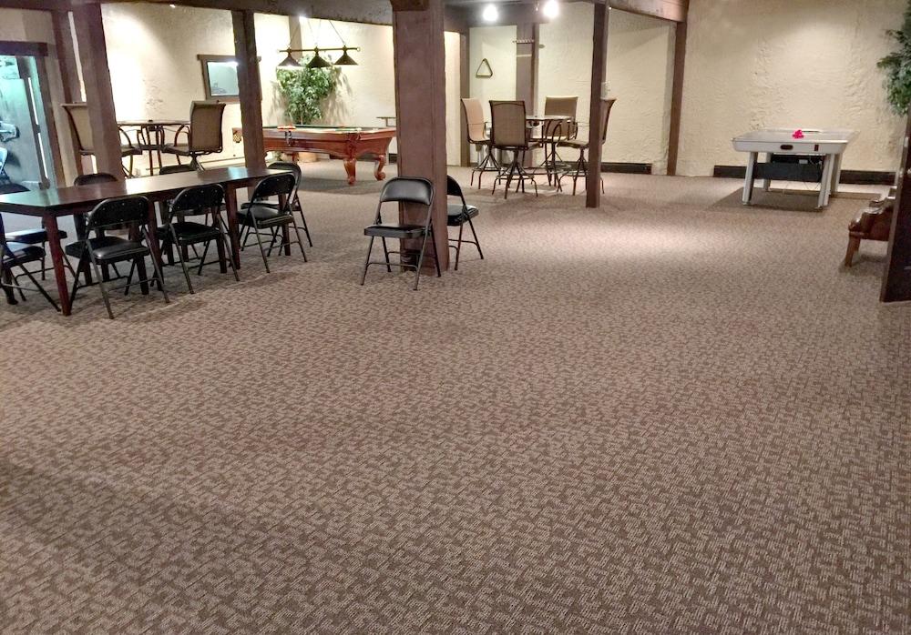 #09 - Snowline Lodge