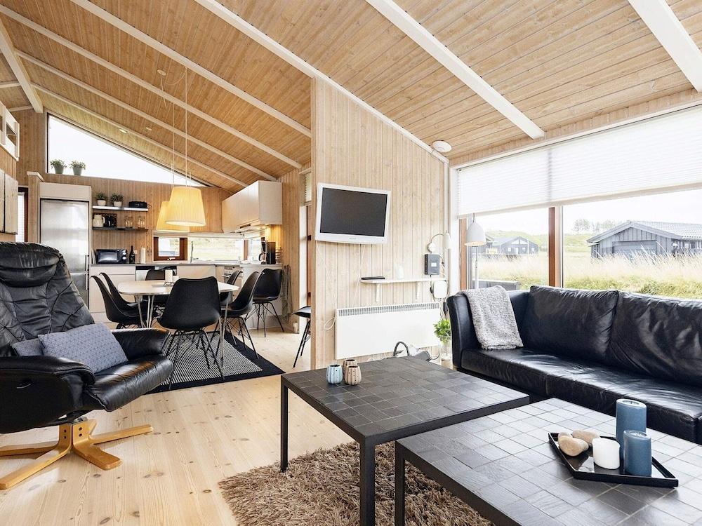 8 Person Holiday Home in Hjorring-by Traum