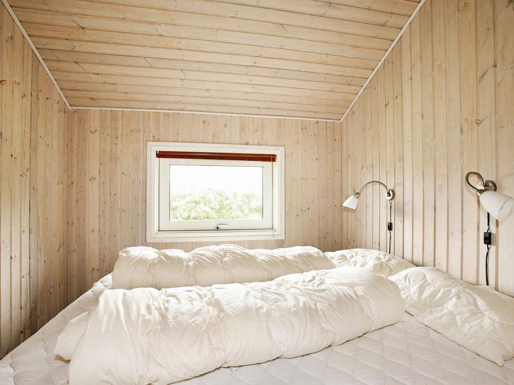 10 Person Holiday Home in Hadsund