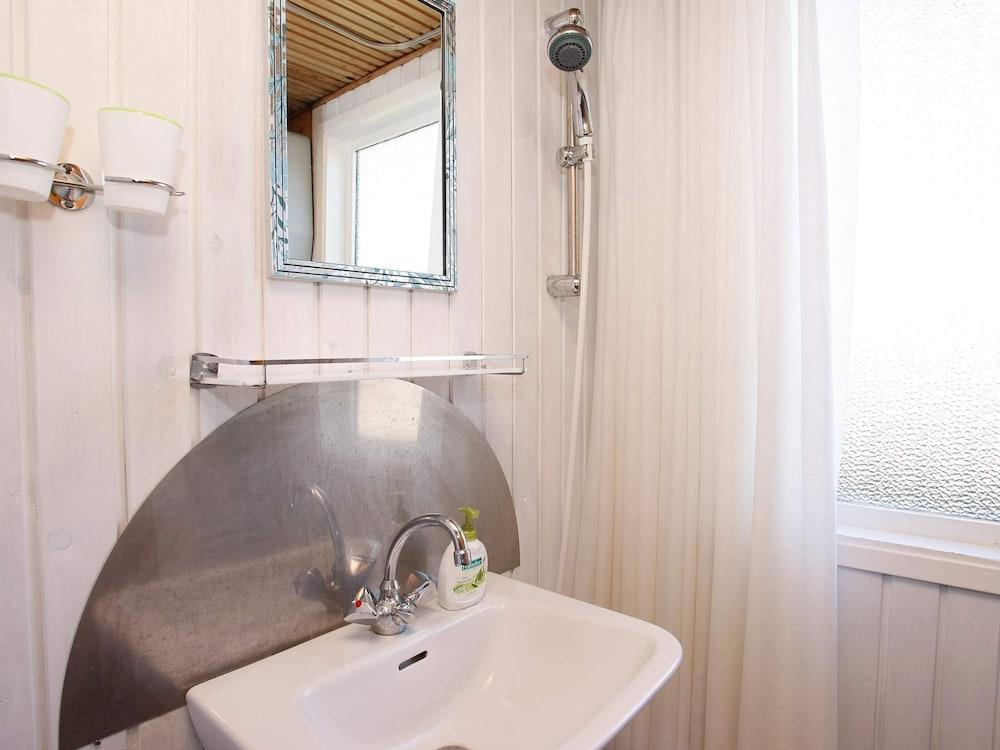 Elegant Holiday Home in Ålbæk near Sea