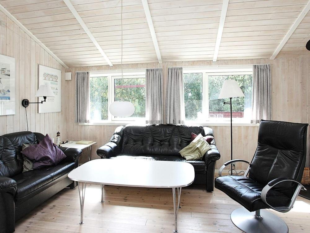 6 Person Holiday Home in Albaek-by Traum