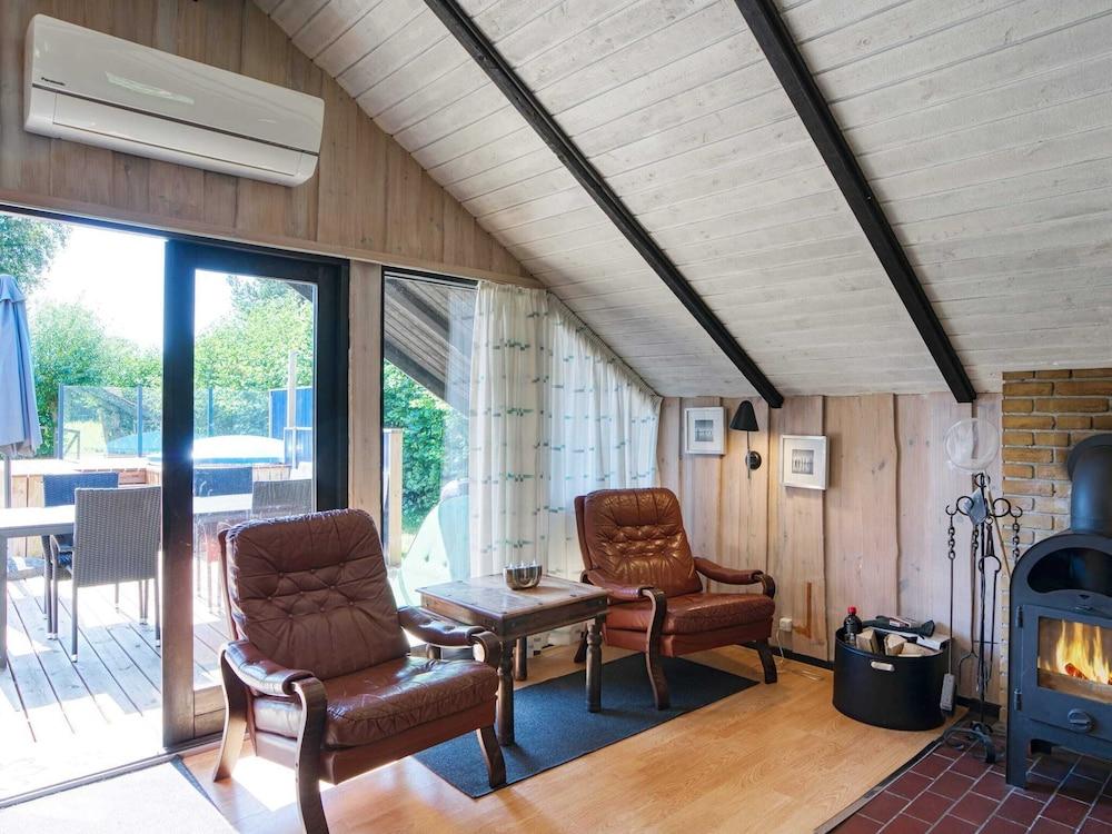 5 Person Holiday Home in Dannemare-by Traum