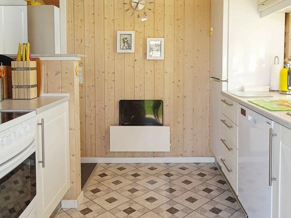 Pleasant Holiday Home near Bogense with Sauna