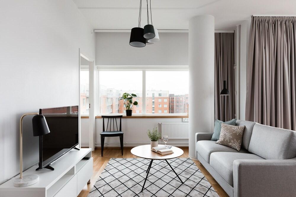 SleepWell Apartments East