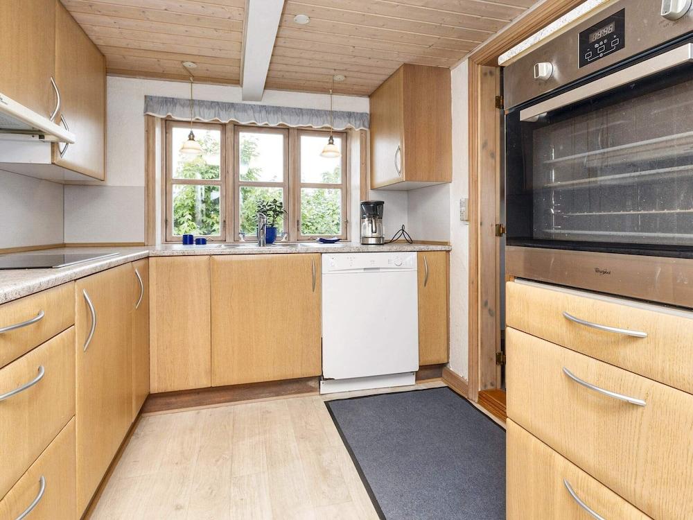 6 Person Holiday Home in Thisted-by Traum