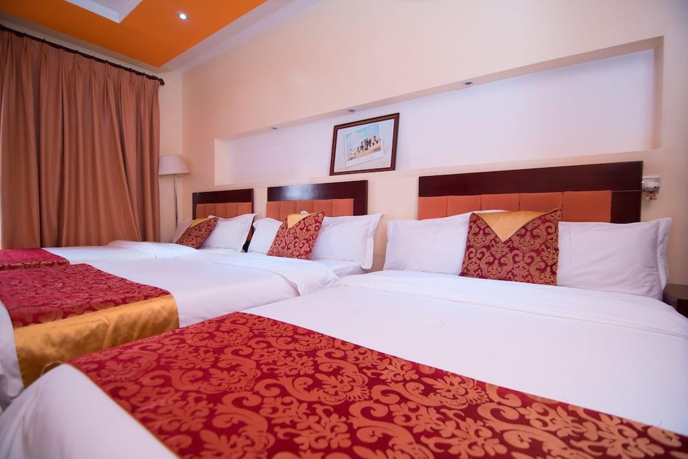 Falcon Heights Hotel